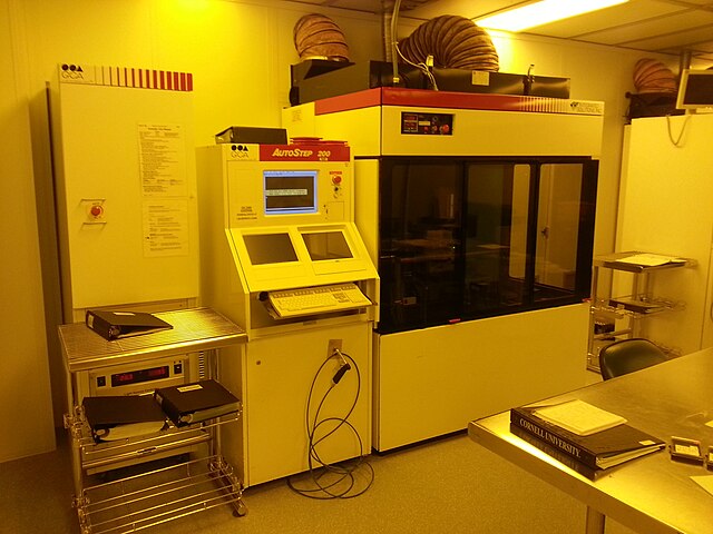 Image of a machine for photolithography by a12ean of Wikimedia Commons, licensed under CC BY-SA 3.0
